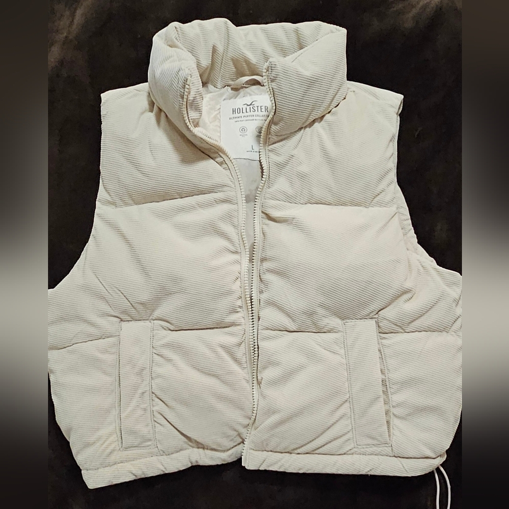 Hollister Puffer Vest